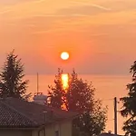 Apartament Dimora Gu -terrazza, Vista Lago, 100m Da