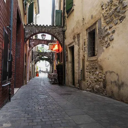 公寓 Dimora Gu -terrazza, Vista Lago, 100m Da 巴多利诺