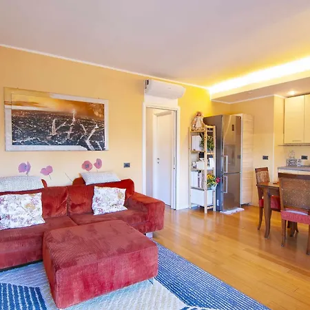 Dimora Gu -terrazza, Vista Lago, 100m Da Apartment *