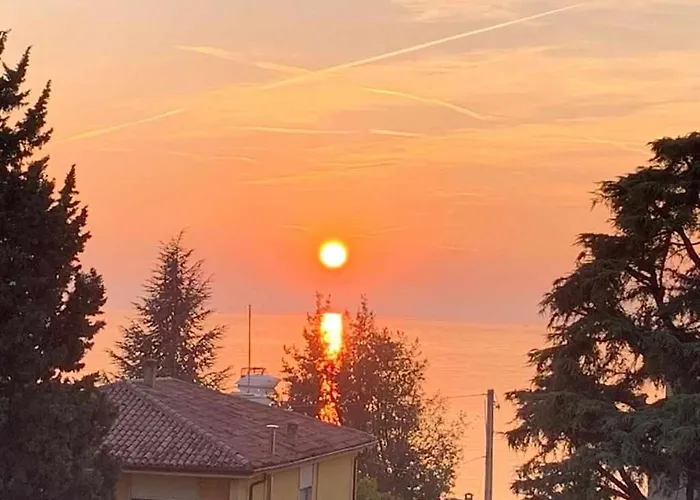 Dimora Gu -terrazza, Vista Lago, 100m Da Apartamento