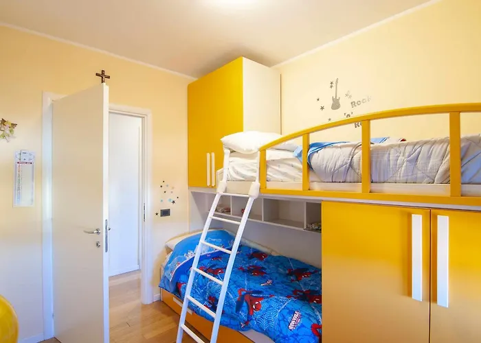 Апартаменты Dimora Gu -terrazza, Vista Lago, 100m Da